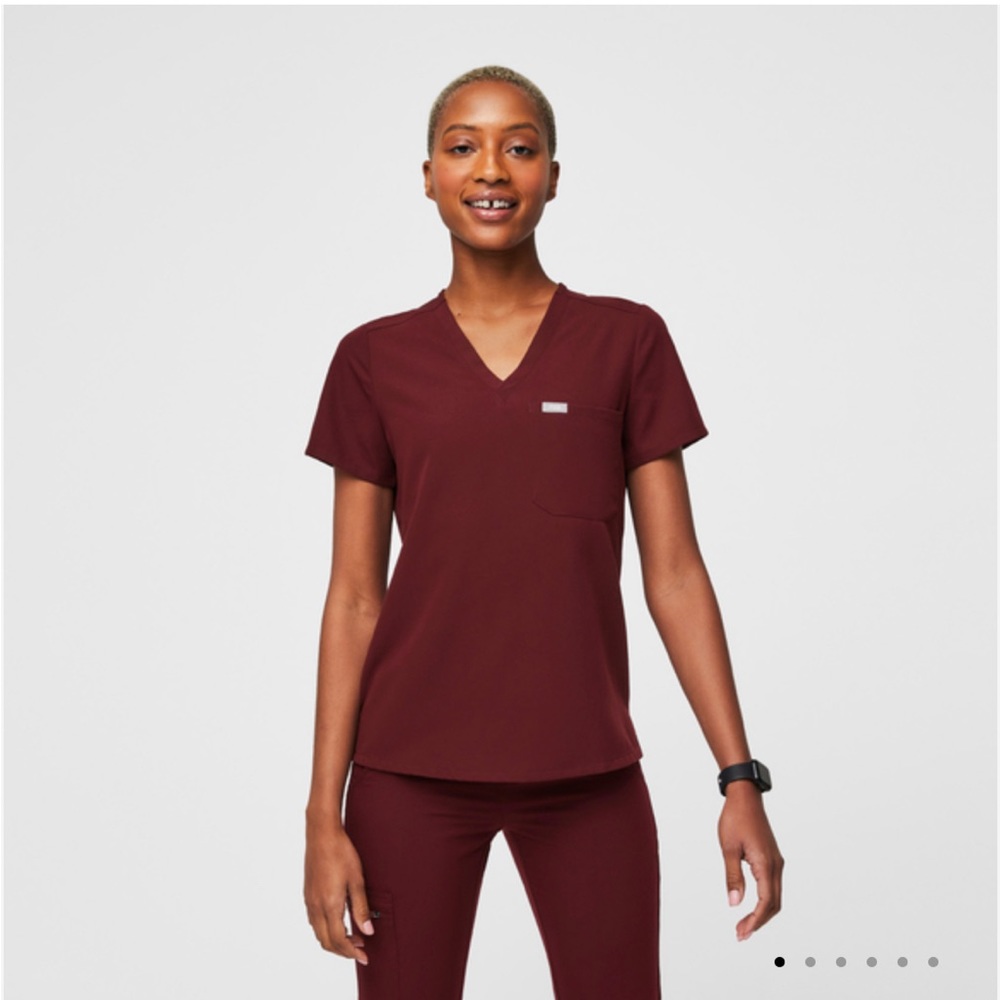 FIGS Catarina™ One-Pocket Scrub Top